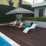 Skorponeria, Pool & Sea *