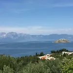 Skorponeria, Pool & Sea *