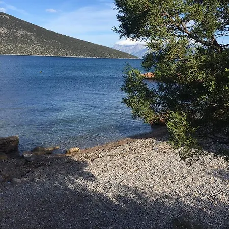 Skorponeria, Pool & Sea Villa