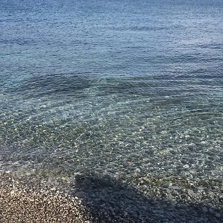 Skorponeria, Pool & Sea Skroponeria